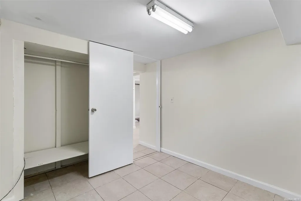 44 Ingraham Boulevard Hempstead NY 11550
