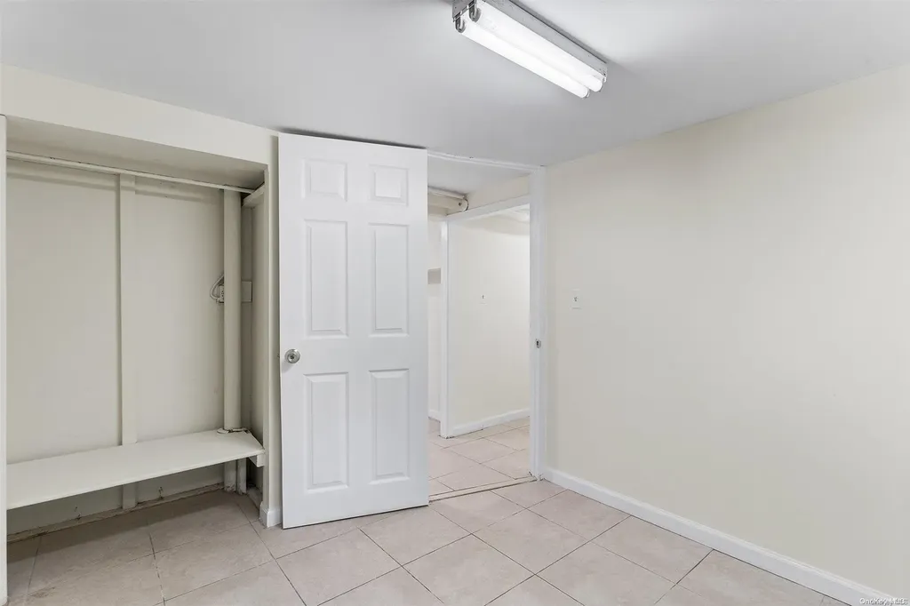 44 Ingraham Boulevard Hempstead NY 11550