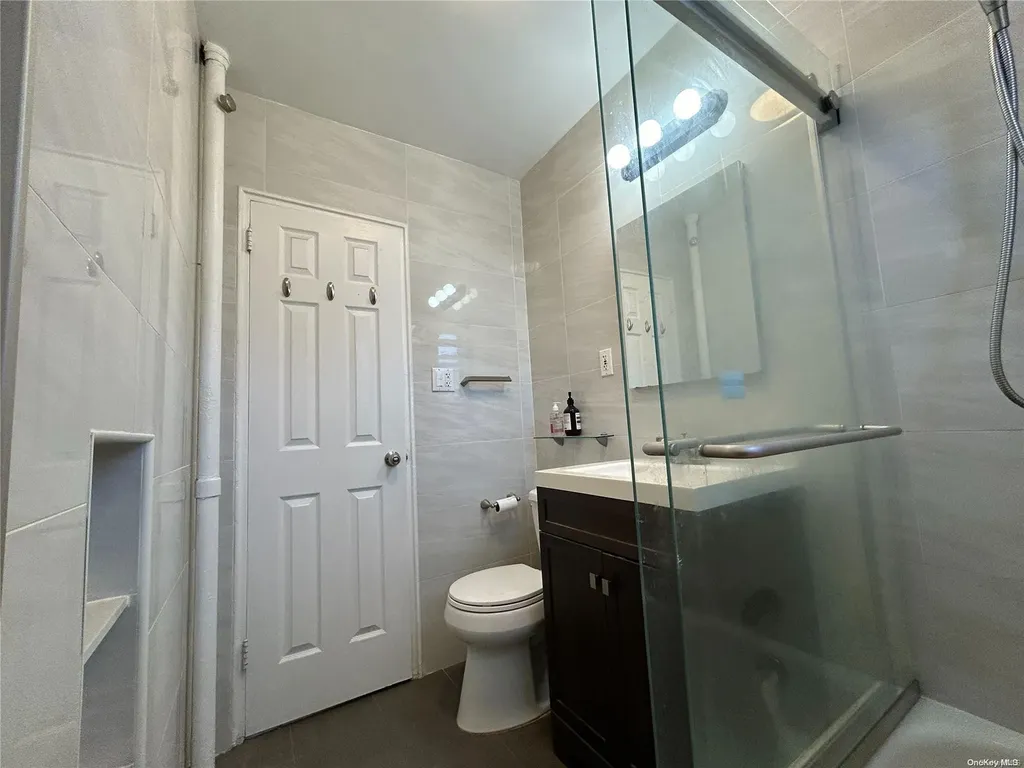 147-37 38th Avenue Flushing NY 11354