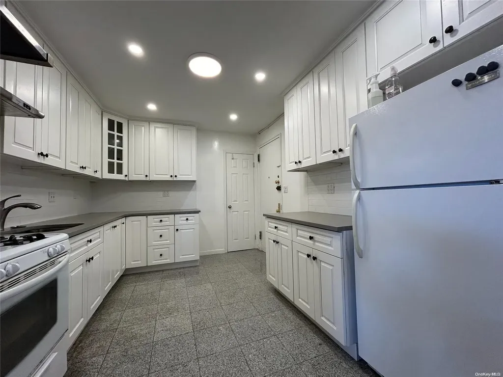 147-37 38th Avenue Flushing NY 11354