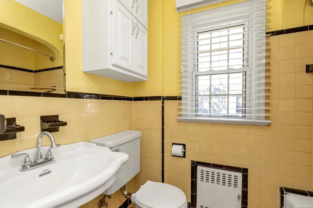 15 E Webster Street Merrick NY 11566