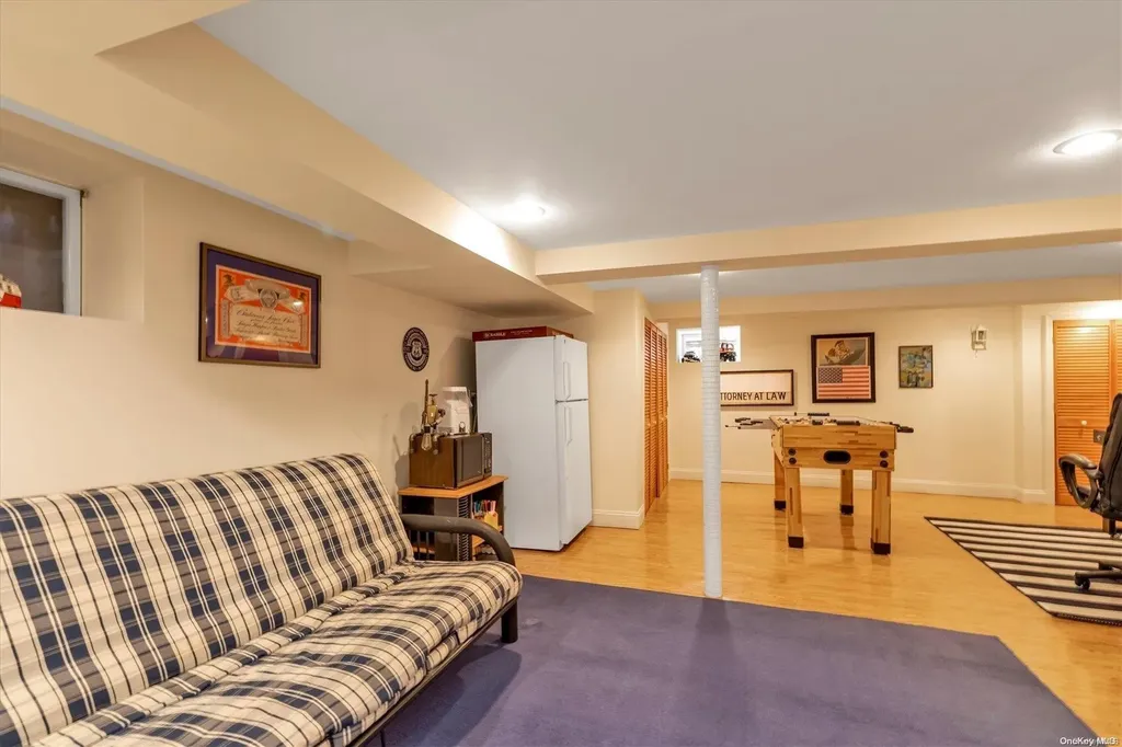 15 E Webster Street Merrick NY 11566