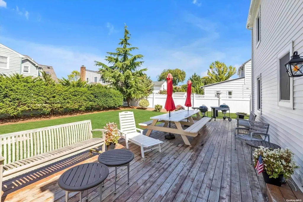 15 E Webster Street Merrick NY 11566