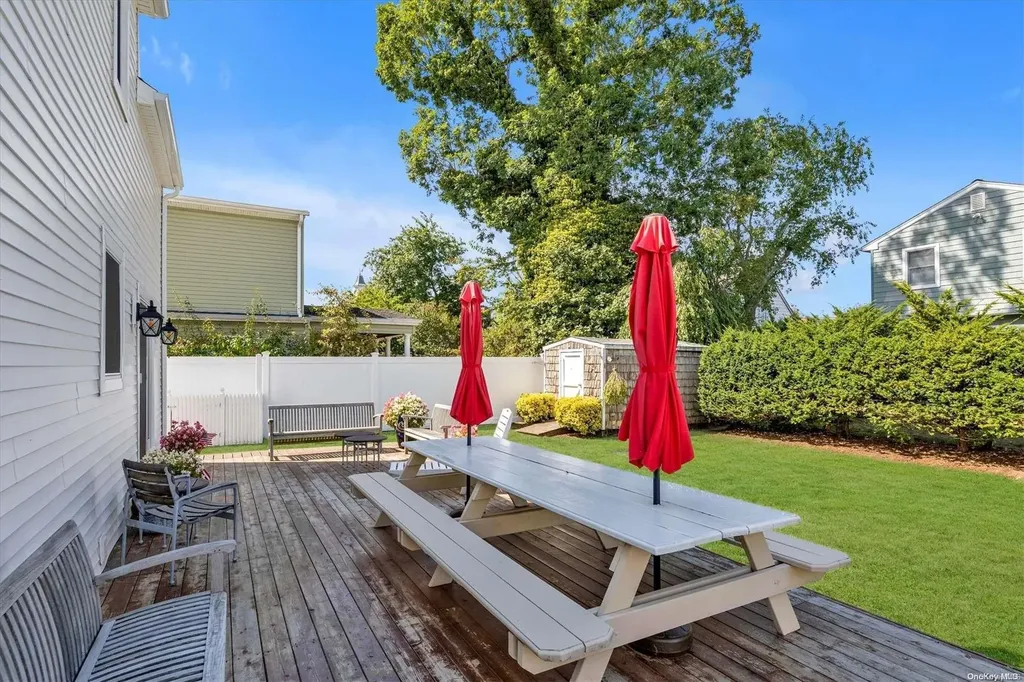 15 E Webster Street Merrick NY 11566