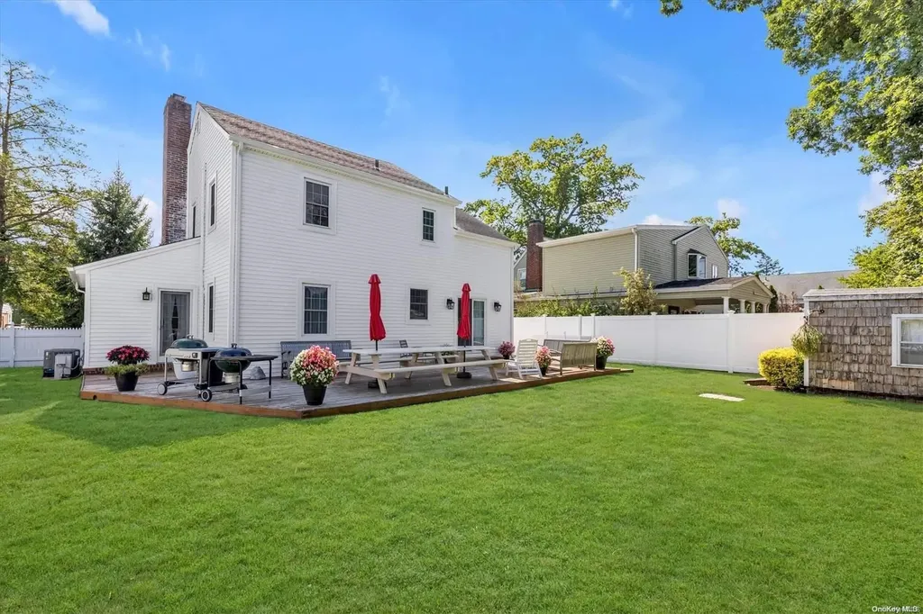 15 E Webster Street Merrick NY 11566