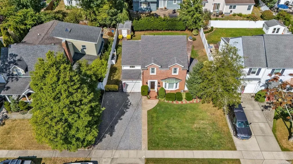 15 E Webster Street Merrick NY 11566