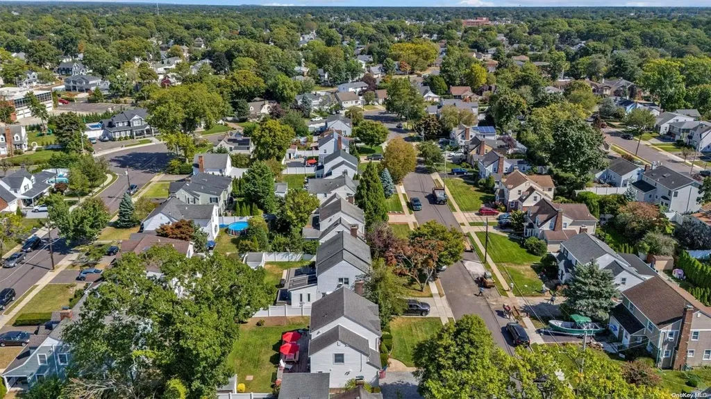 15 E Webster Street Merrick NY 11566