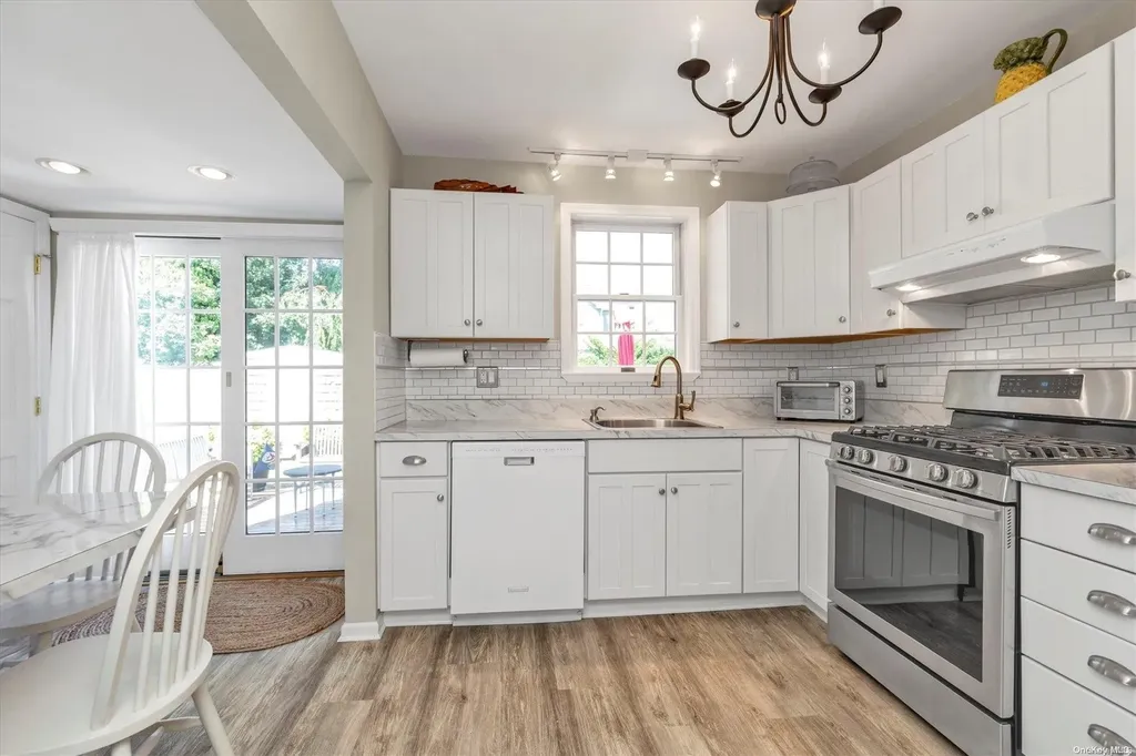 15 E Webster Street Merrick NY 11566