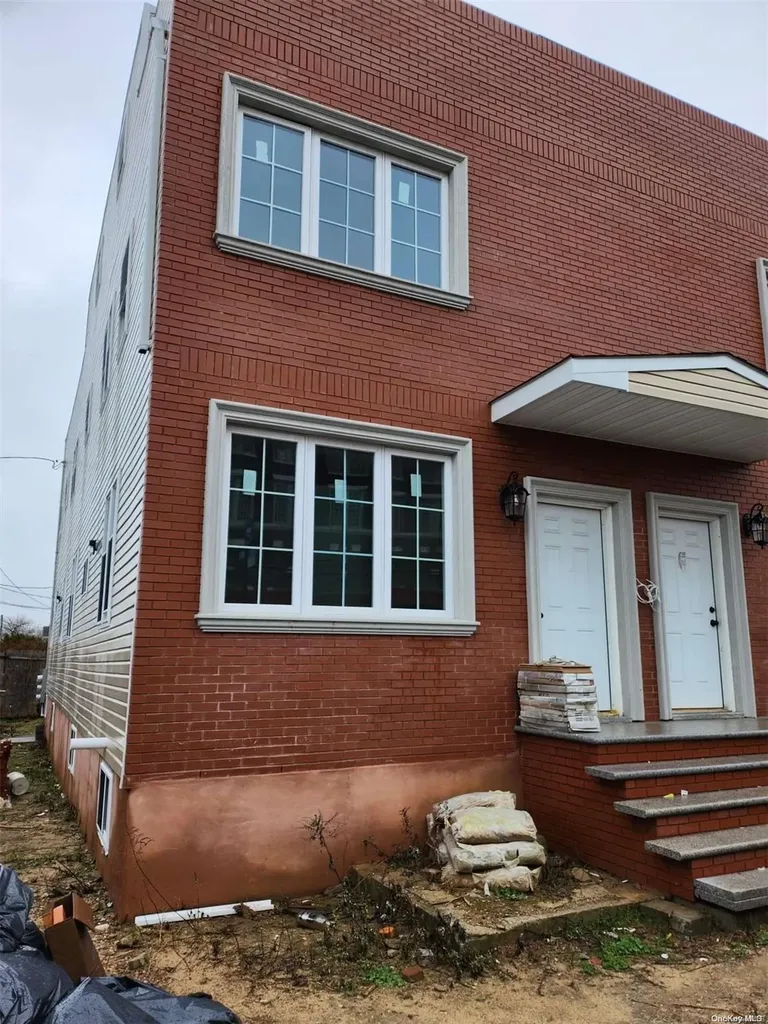 175-18 Rex Road Jamaica NY 11433