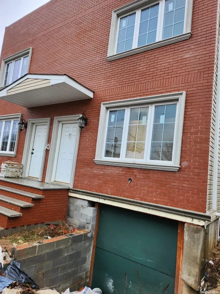 175-18 Rex Road Jamaica NY 11433
