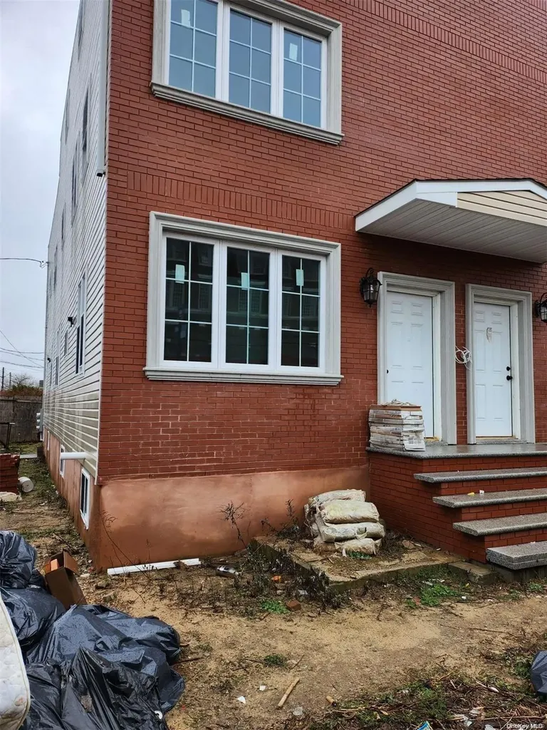 175-18 Rex Road Jamaica NY 11433
