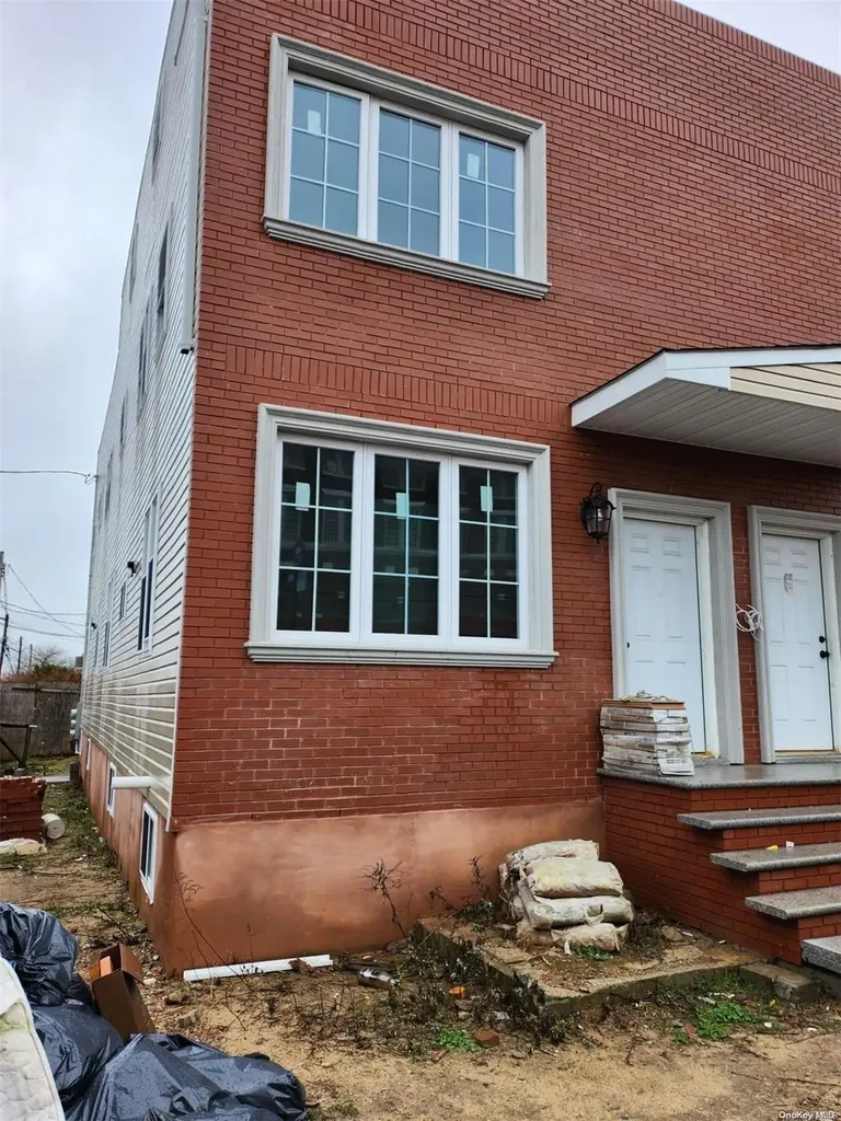 175-18 Rex Road Jamaica NY 11433