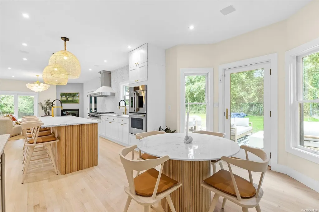 334 Noyack Road Southampton NY 11968