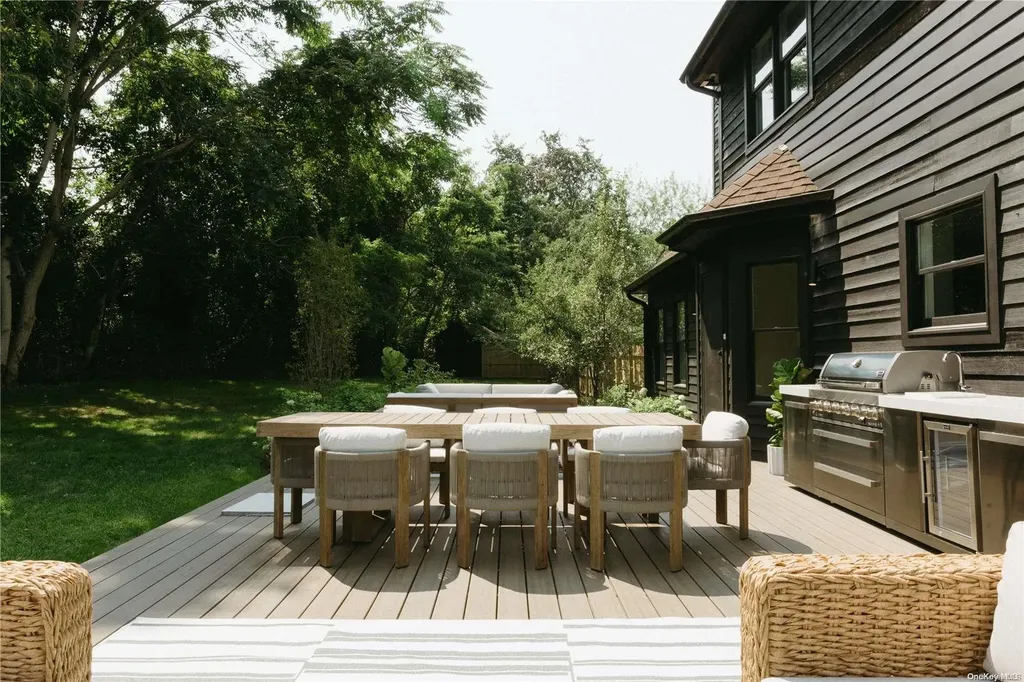 334 Noyack Road Southampton NY 11968