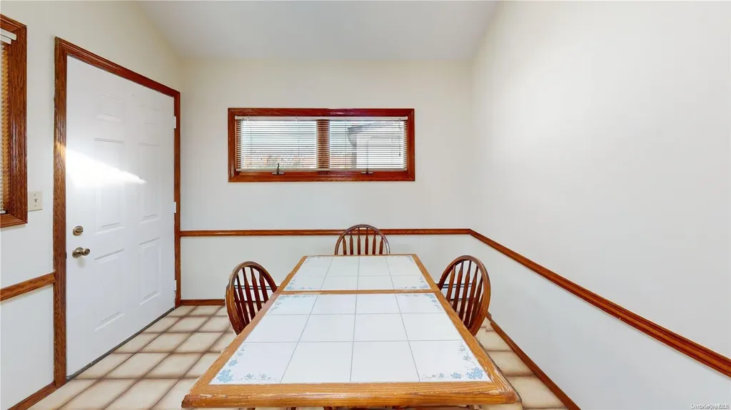 55 Land Place Oceanside NY 11572