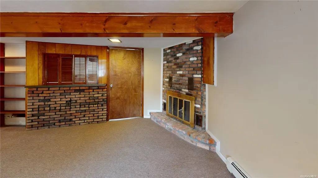 55 Land Place Oceanside NY 11572