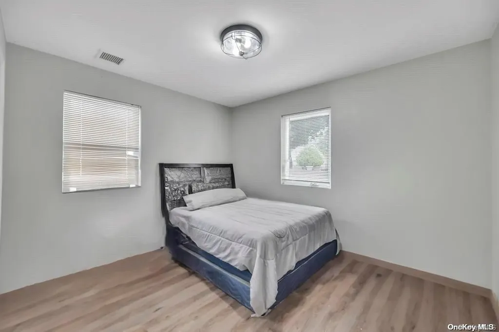 154 Guildford Court West Hempstead NY 11552