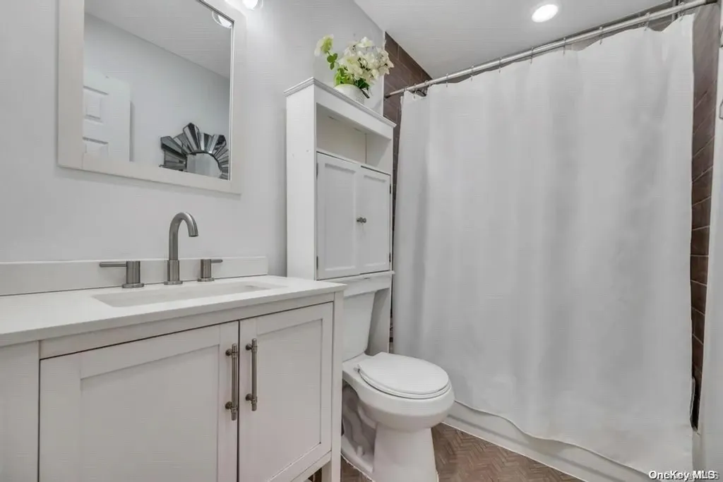 154 Guildford Court West Hempstead NY 11552