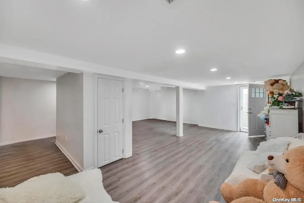 154 Guildford Court West Hempstead NY 11552