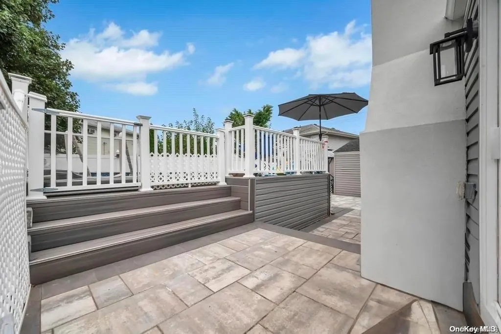 154 Guildford Court West Hempstead NY 11552