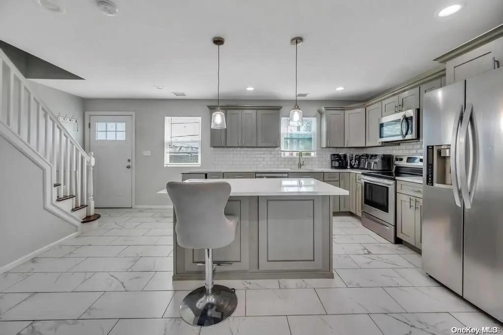 154 Guildford Court West Hempstead NY 11552