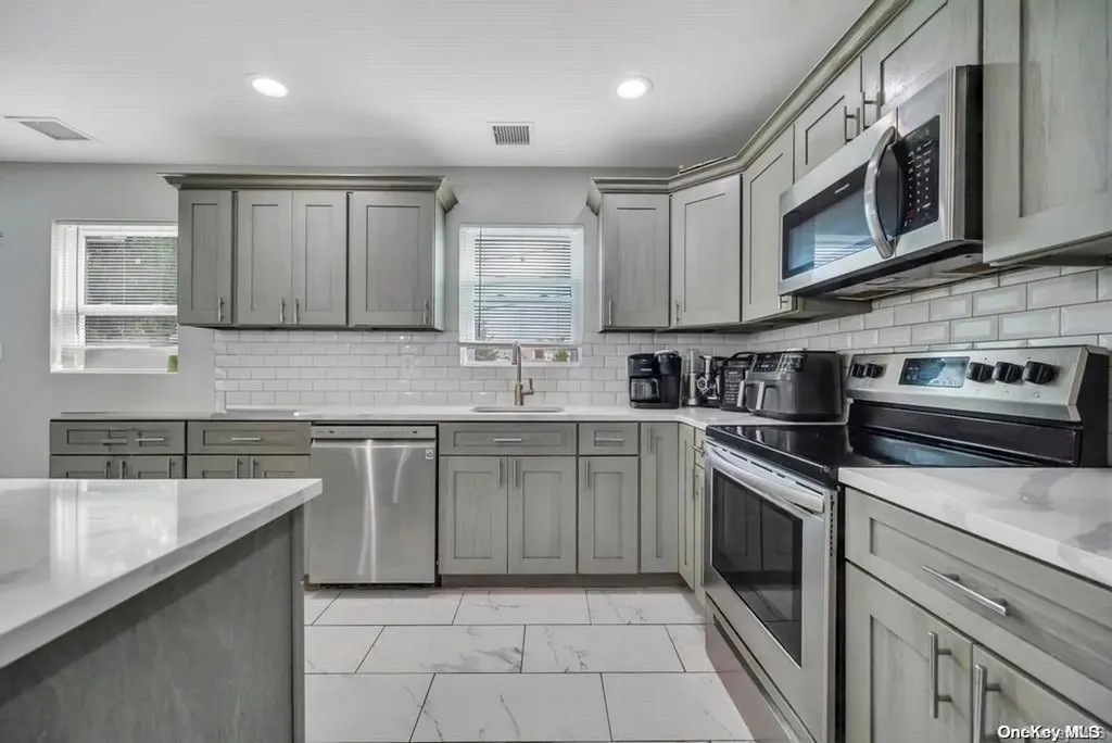 154 Guildford Court West Hempstead NY 11552