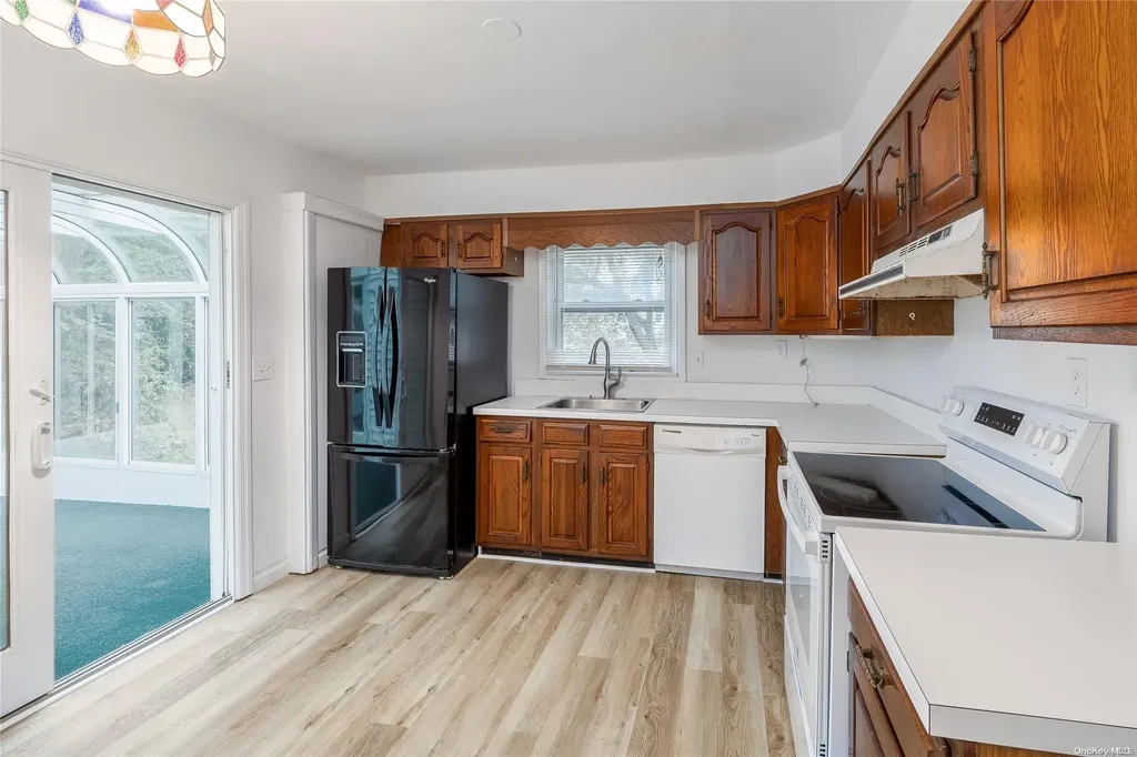 43 Valley Drive Sound Beach NY 11789