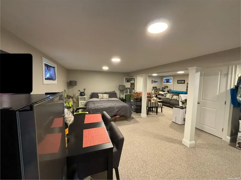 215 Lido Parkway Lindenhurst NY 11757