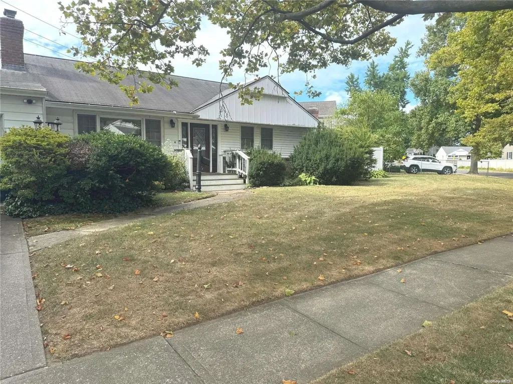 3544 Surele Road Wantagh NY 11793