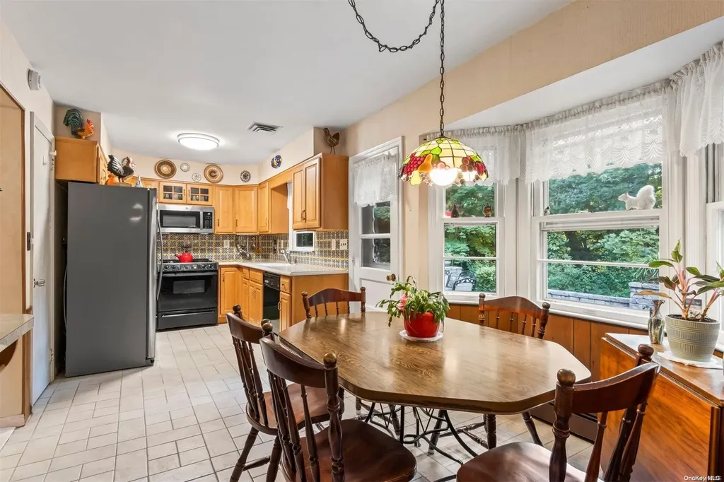 26 Old Field Road Setauket NY 11733