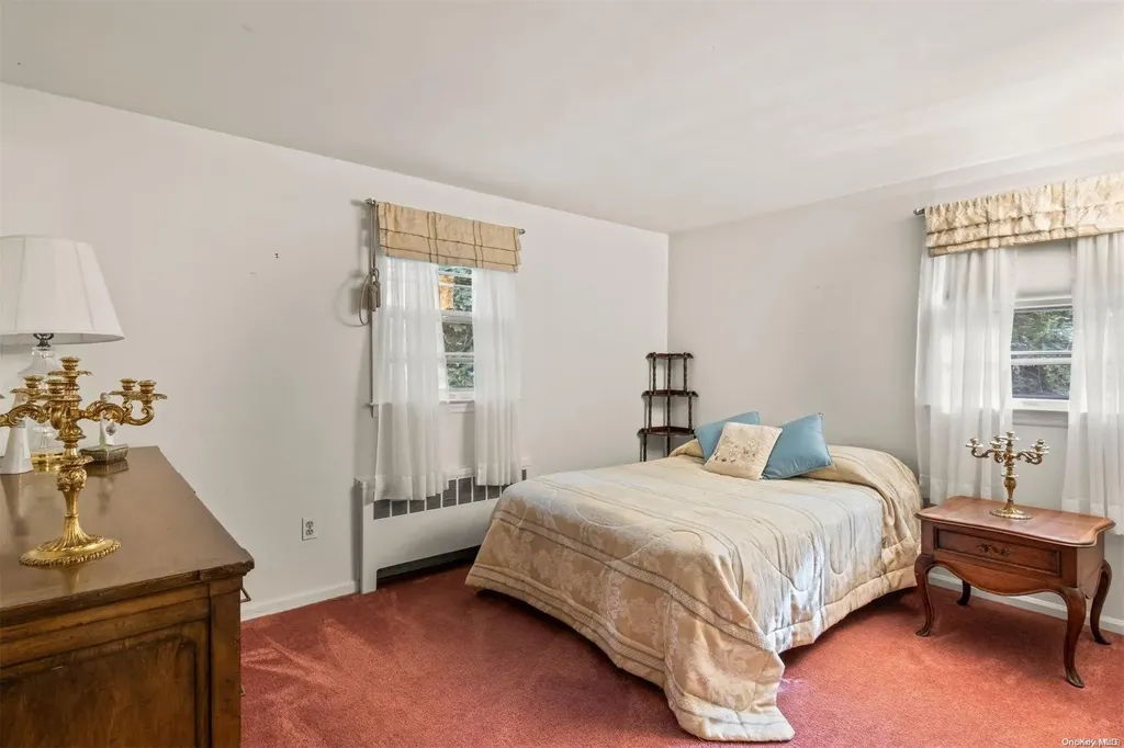 26 Old Field Road Setauket NY 11733