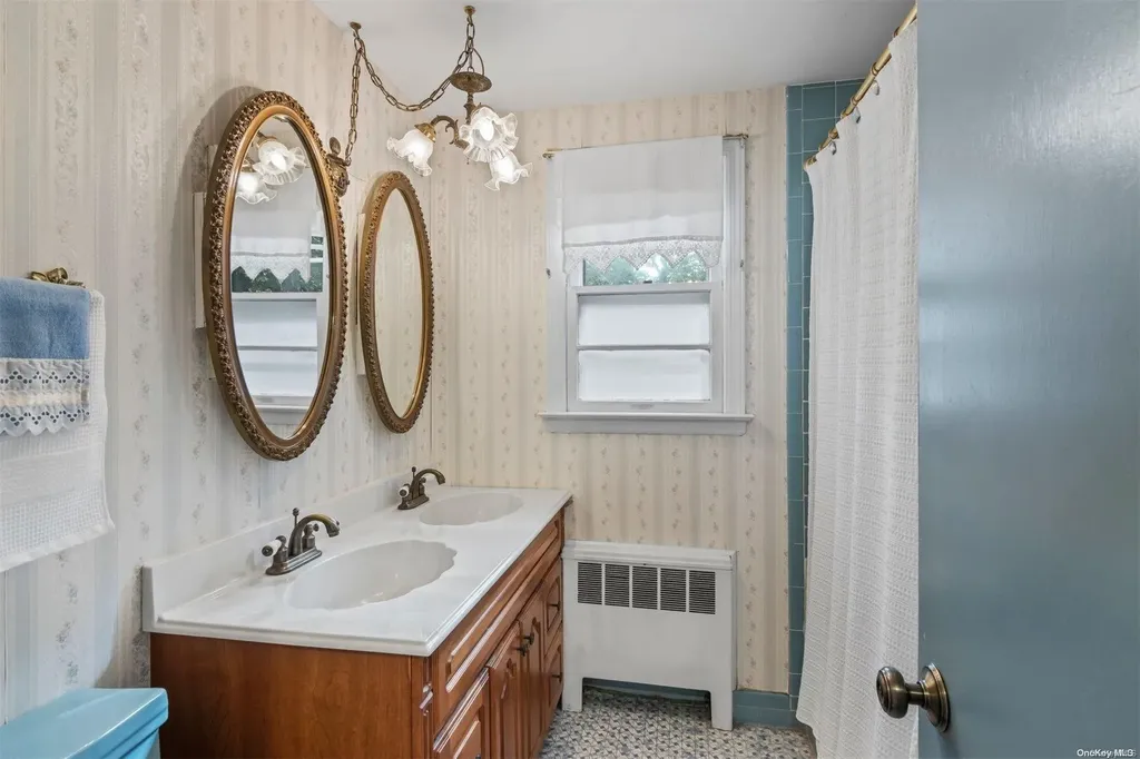 26 Old Field Road Setauket NY 11733