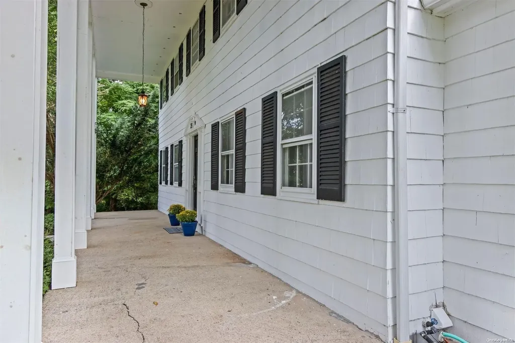 26 Old Field Road Setauket NY 11733