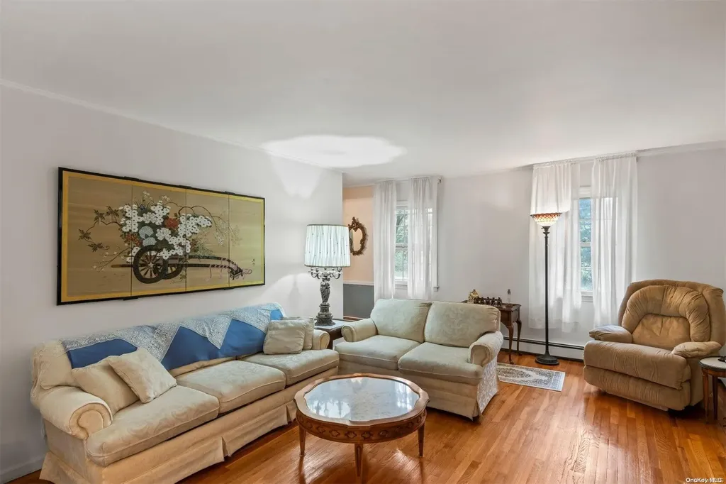 26 Old Field Road Setauket NY 11733