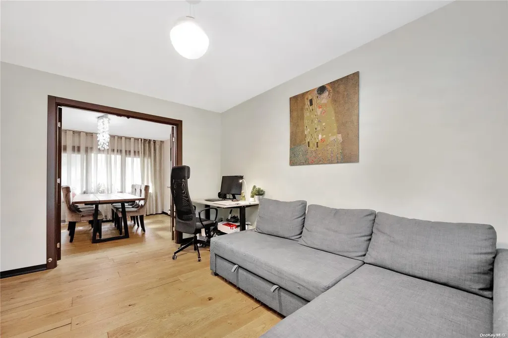 24 Grace Park Drive Commack NY 11725