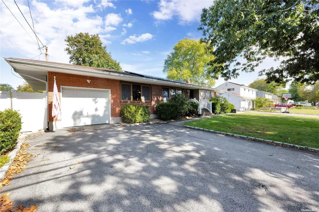 24 Grace Park Drive Commack NY 11725