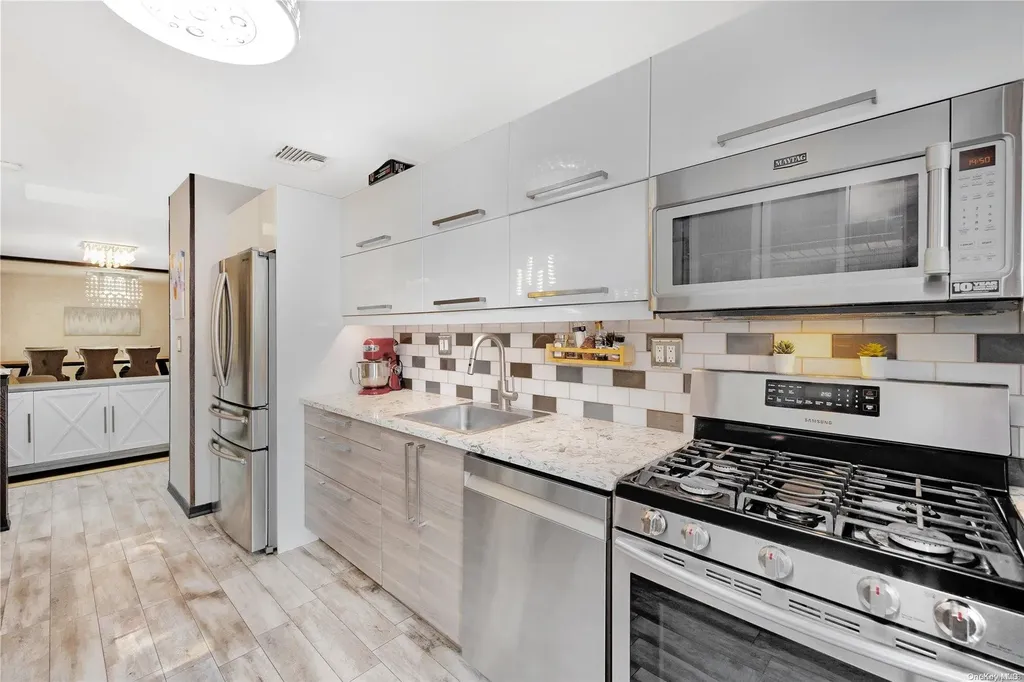 24 Grace Park Drive Commack NY 11725