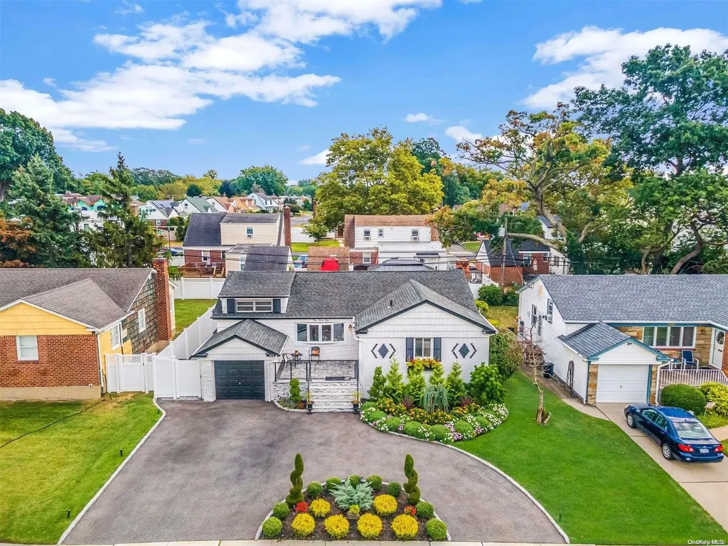 344 Arkansas Drive Valley Stream NY 11580