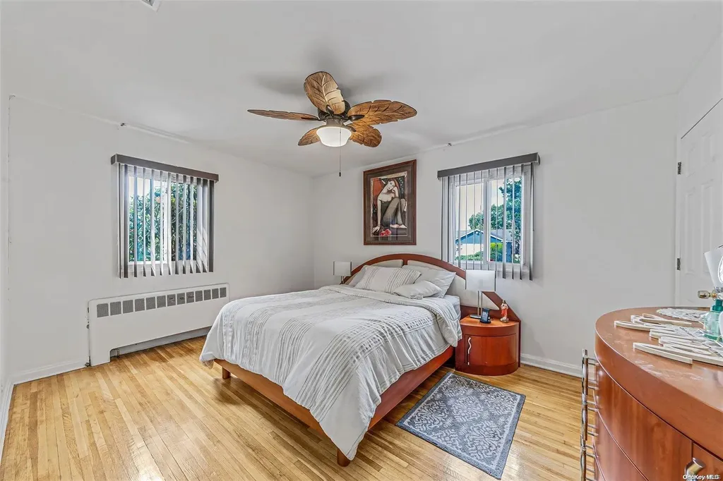 344 Arkansas Drive Valley Stream NY 11580