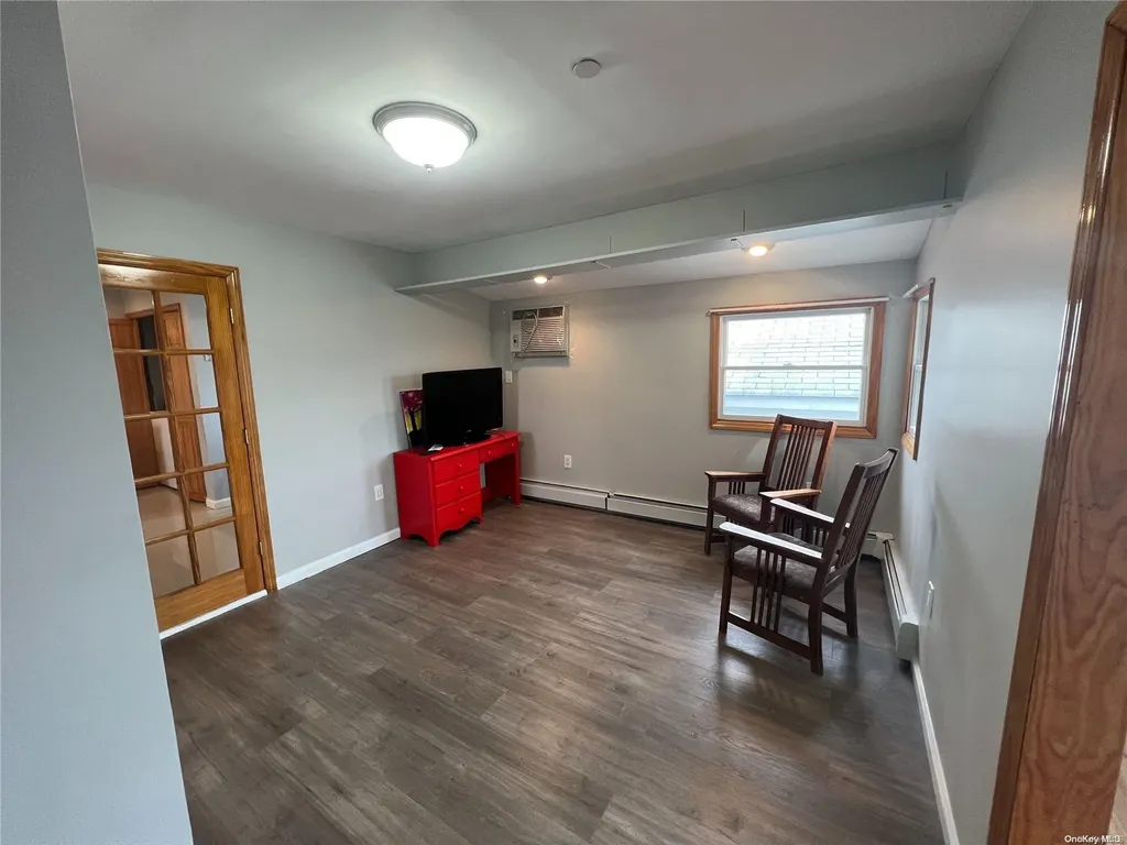 22 W 16th Road Broad Channel NY 11693