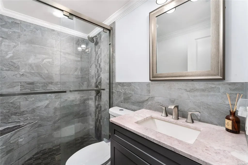 42 Knickerbocker Avenue Holbrook NY 11741