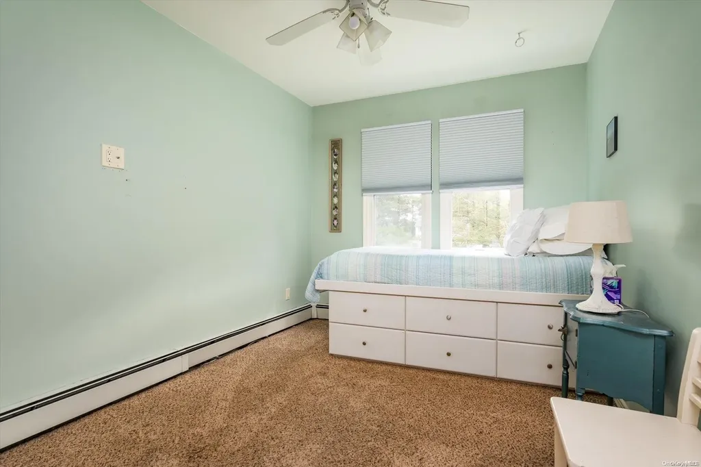 1089 Namdac Avenue Bay Shore NY 11706