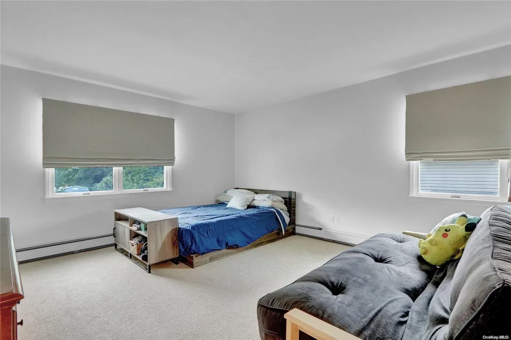 10 Duck Lane West Islip NY 11795