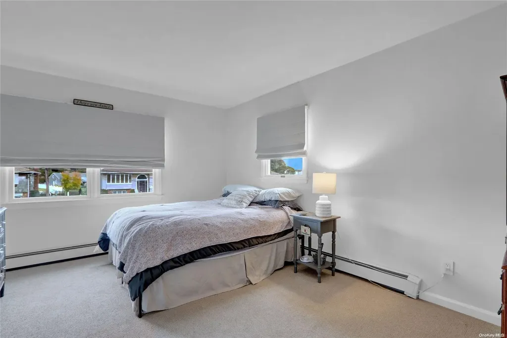 10 Duck Lane West Islip NY 11795
