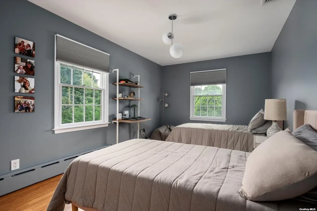 9 Salem Road Merrick NY 11566
