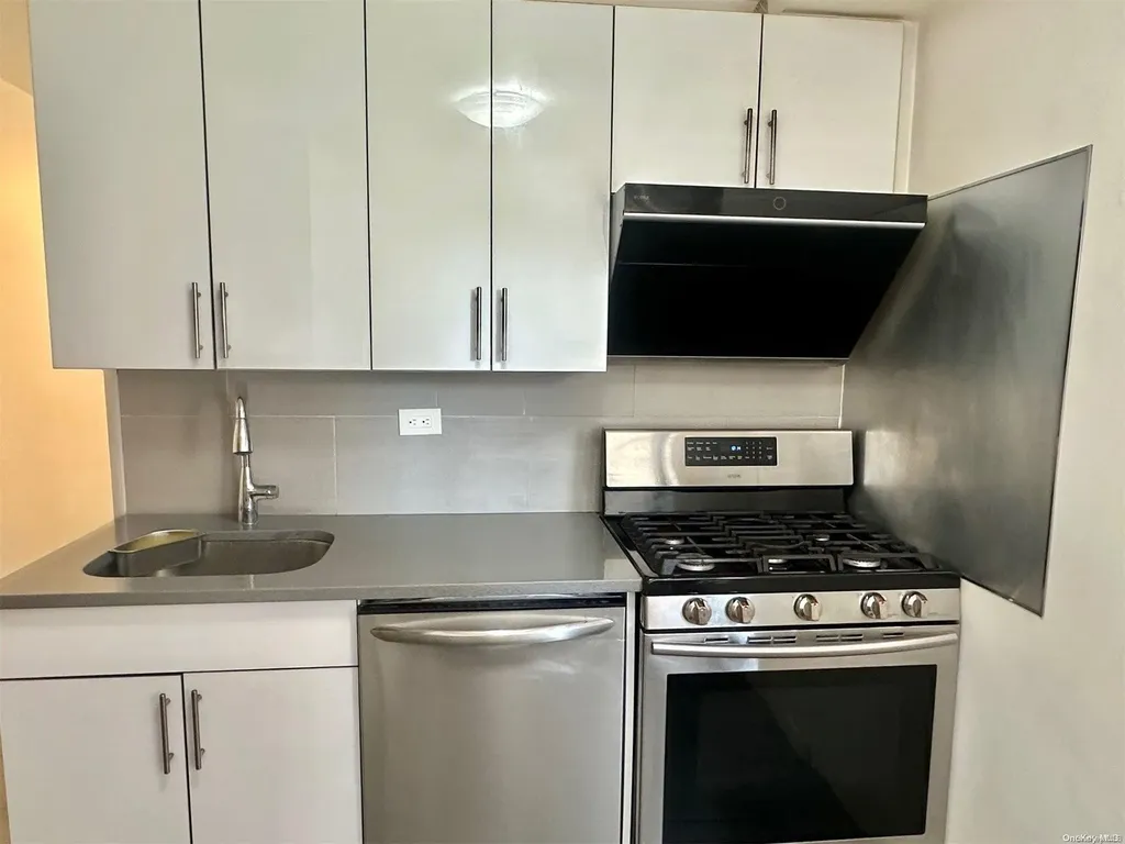 61-20 Grand Central Parkway Forest Hills NY 11375