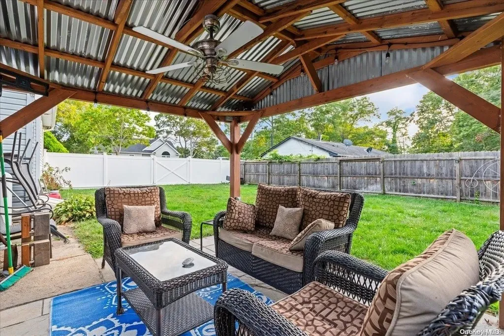 17 Orient Road Mastic Beach NY 11951