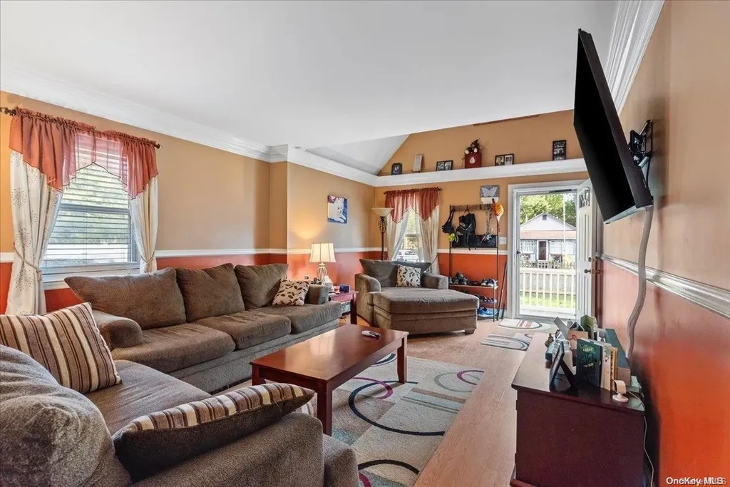 17 Orient Road Mastic Beach NY 11951
