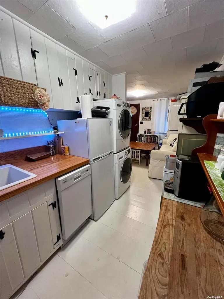 161 Monroe Drive Montauk NY 11954