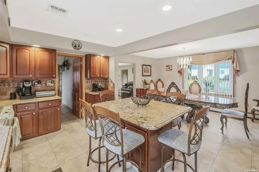 15 Dorcas Avenue Syosset NY 11791